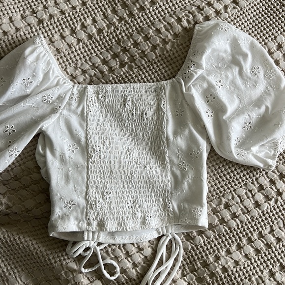 White eyelet peasant top - Picture 2 of 4